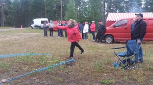 Laavuilta 18.8.2016. Saapas lensi Niinisalon kolmansissa kylän saappaanheiton mestaruuskisoissa.